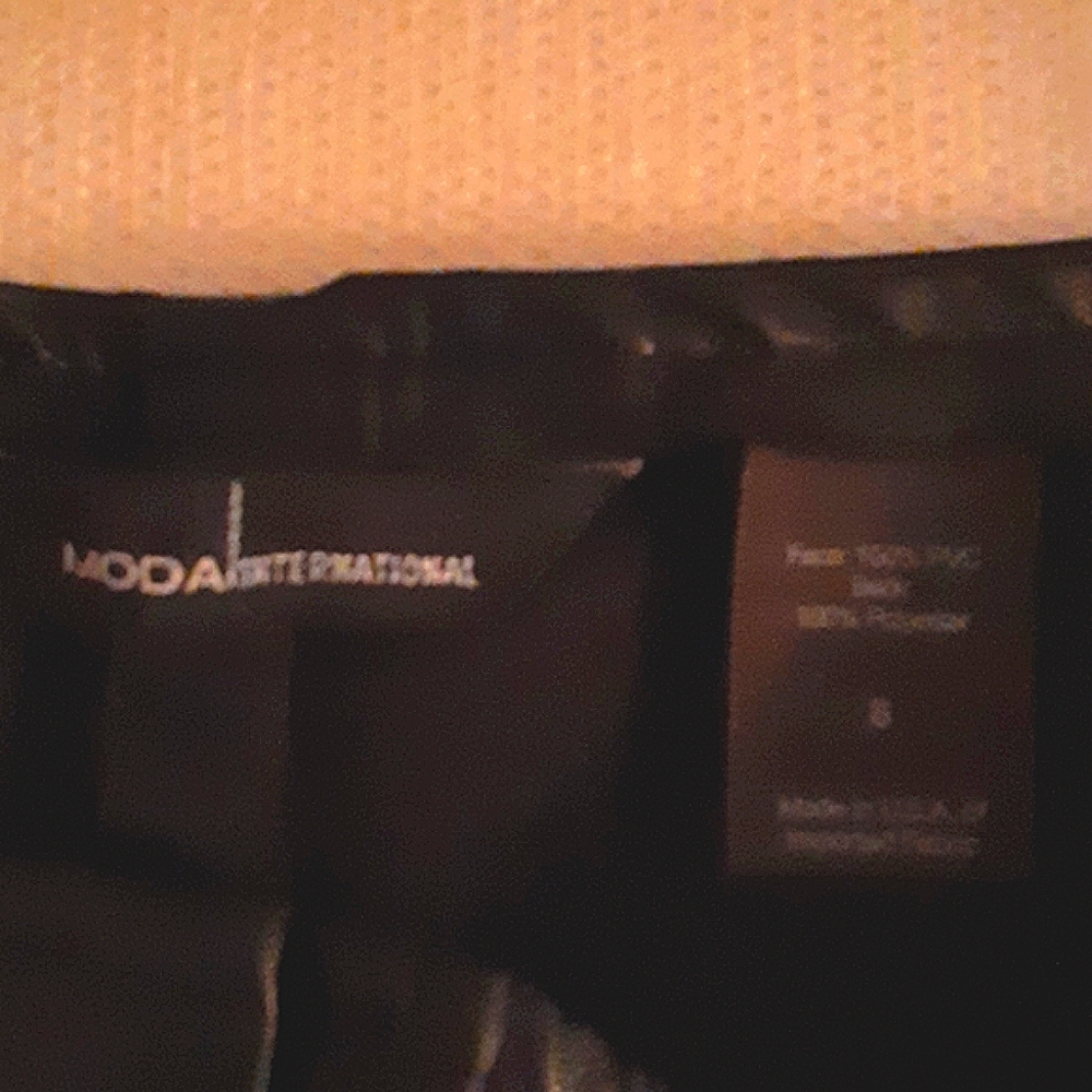 Moda International PVC pants - Picture 2 of 4